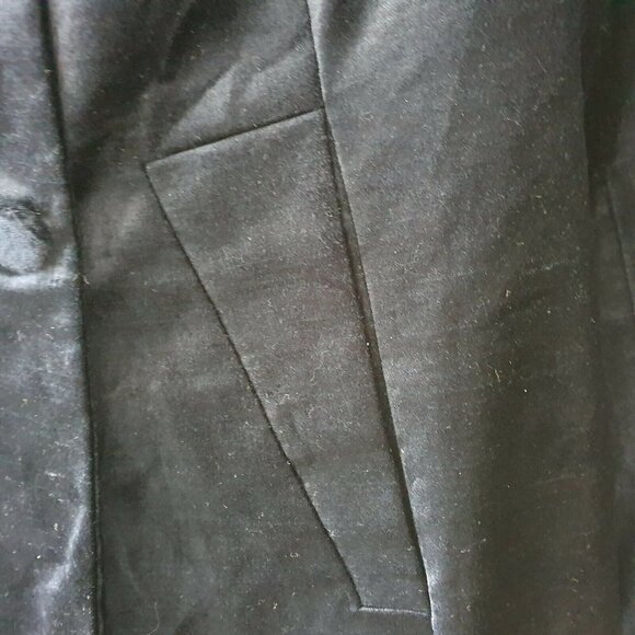 CAbi The Entrance Coat Velvet Buttons Navy - Picture 5 of 9